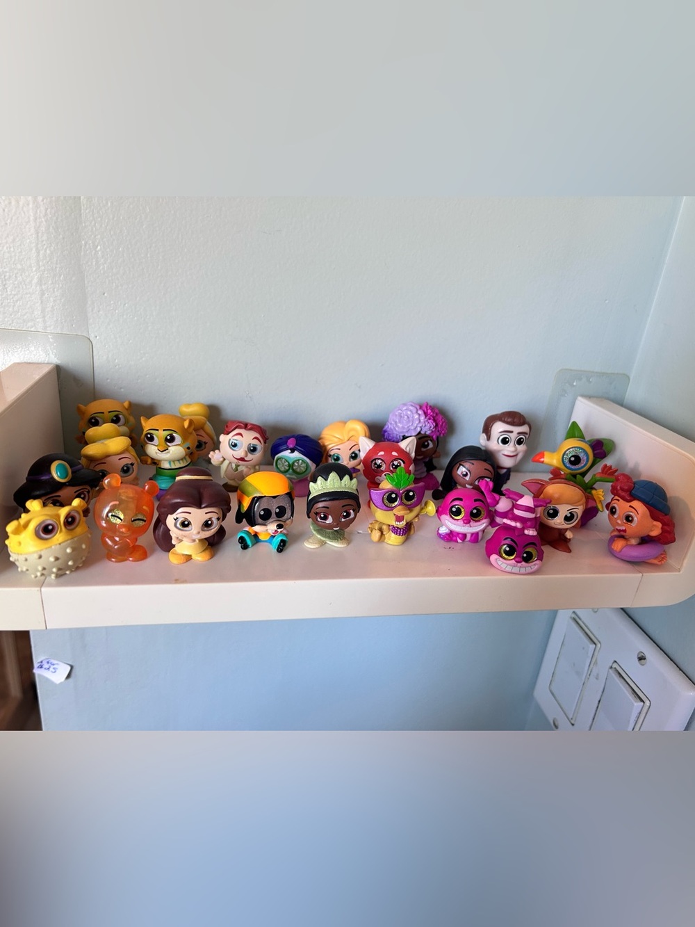 Disney Doorables lot